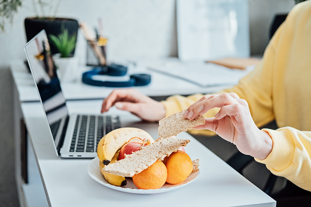 Newark office snacks and healthy vending machines